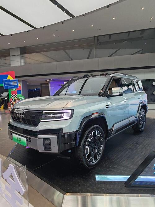 广州52比亚迪方程豹硬派越野的爆款，英菲尼迪35周年与你共成长